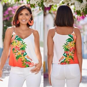 Boston Proper Getaway Floral Top L Chain Strap Blouson White